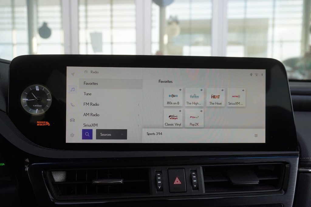 2023 Lexus ES 350 FSPORT DESIGN|MOONROOF|CARPLAY|H/V FRONT SEATS in Ajax, Ontario at Lexus of Lakeridge - 3 - w1024h768px