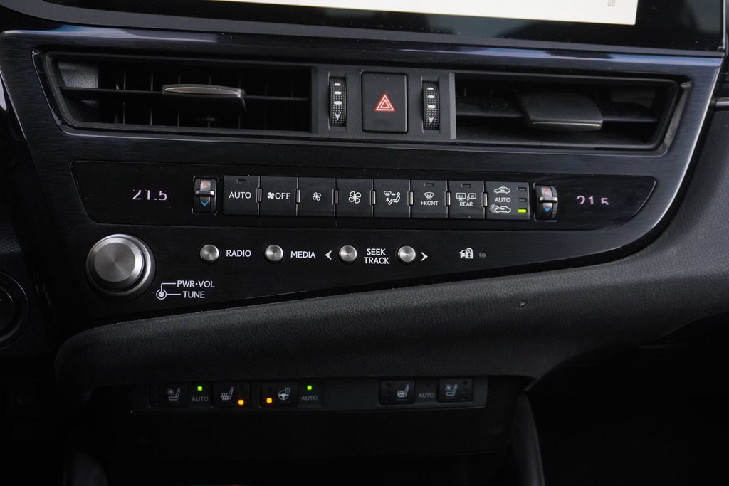 2023 Lexus ES 350 FSPORT DESIGN|MOONROOF|CARPLAY|H/V FRONT SEATS in Ajax, Ontario at Lexus of Lakeridge - 5 - w1024h768px