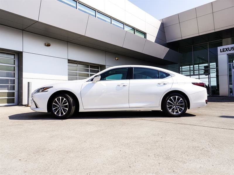 2024 Lexus ES 250 in Ajax, Ontario at Lexus of Lakeridge - 18 - w1024h768px