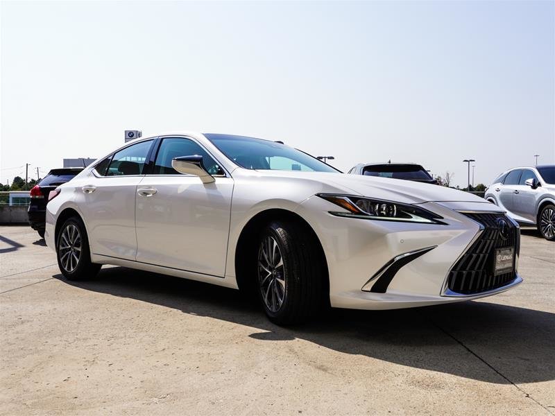 2024 Lexus ES 250 AWD in Ajax, Ontario at Lakeridge Auto Gallery - 22 - w1024h768px