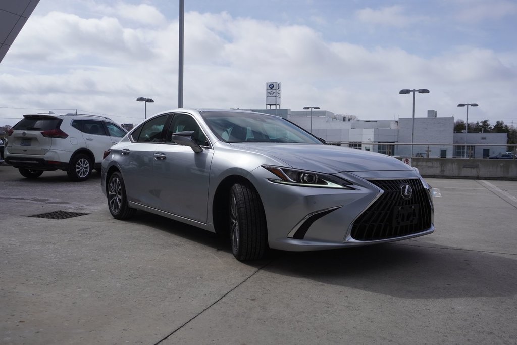 2025 Lexus ES 300h PREMIUM|MOONROOF|WIRELESS|H/STEERING in Ajax, Ontario at Lakeridge Auto Gallery - 22 - w1024h768px