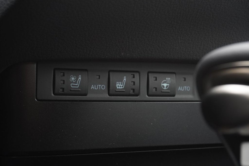 2025 Lexus ES 300h LUXURY in Ajax, Ontario at Lexus of Lakeridge - 10 - w1024h768px