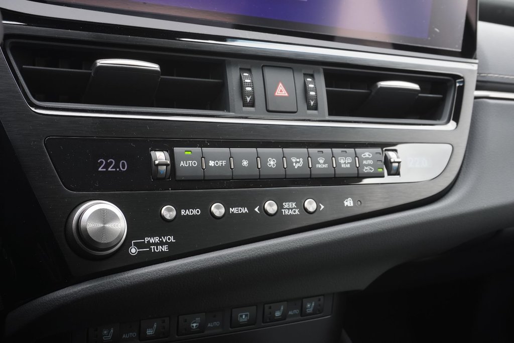 2025 Lexus ES 300h LUXURY in Ajax, Ontario at Lexus of Lakeridge - 8 - w1024h768px