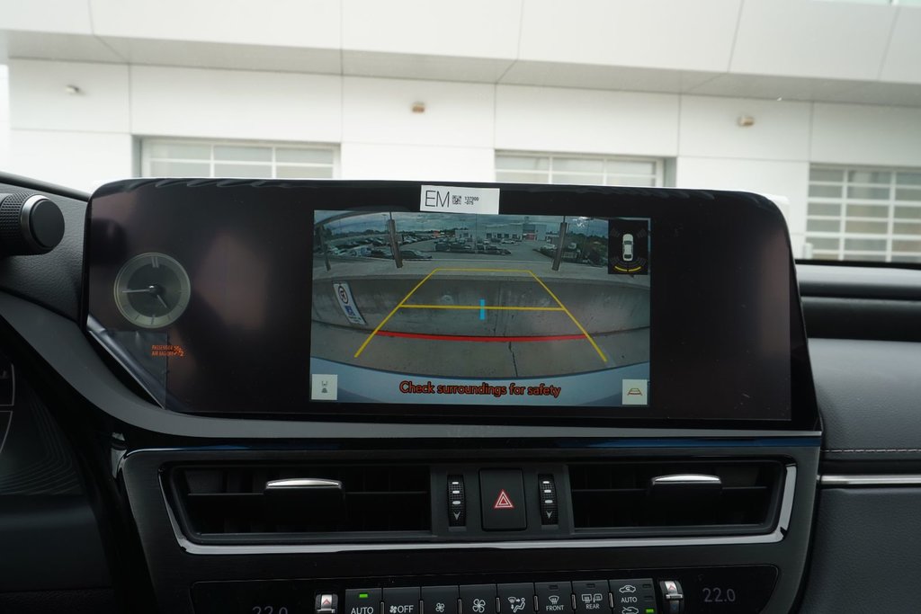 2025 Lexus ES 300h LUXURY in Ajax, Ontario at Lexus of Lakeridge - 7 - w1024h768px