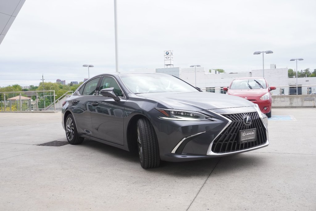 2025 Lexus ES 300h ULTRA LUXURY|M/LEVINSON|HUD|WIRELESS|MOONROOF in Ajax, Ontario at Lexus of Lakeridge - 22 - w1024h768px