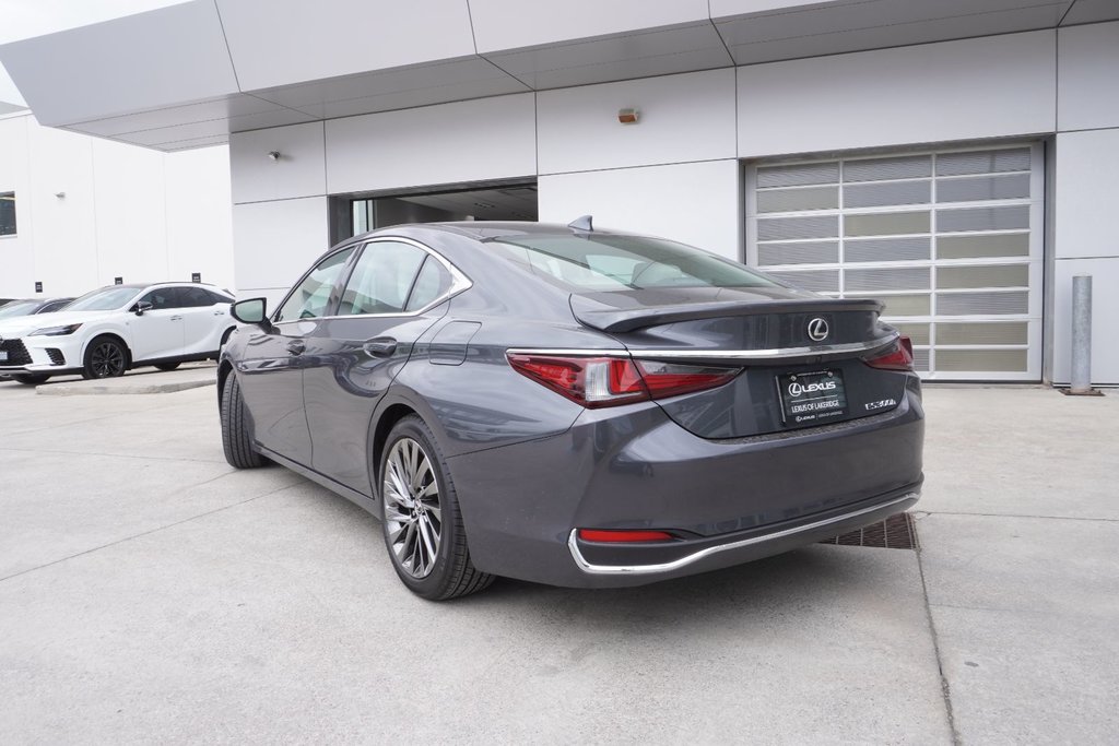 2025 Lexus ES 300h ULTRA LUXURY|M/LEVINSON|HUD|WIRELESS|MOONROOF in Ajax, Ontario at Lexus of Lakeridge - 24 - w1024h768px