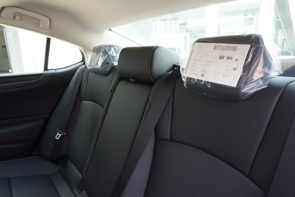 2025 Lexus ES 350 F SPORT DESIGN in Ajax, Ontario at Lexus of Lakeridge - 15 - w1024h768px