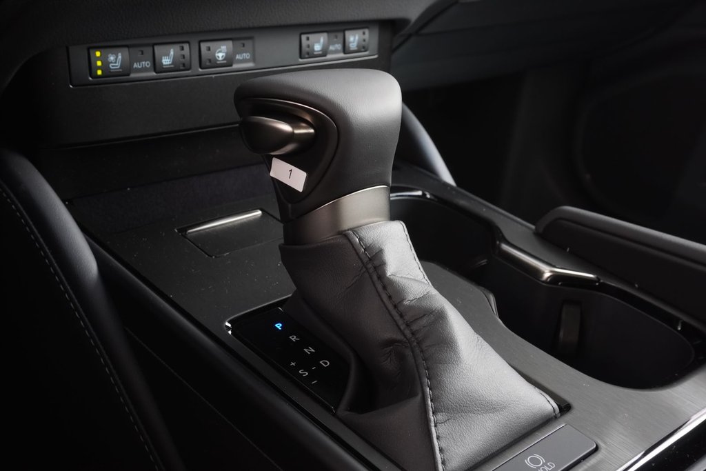 2025 Lexus ES 350 F SPORT DESIGN in Ajax, Ontario at Lexus of Lakeridge - 11 - w1024h768px