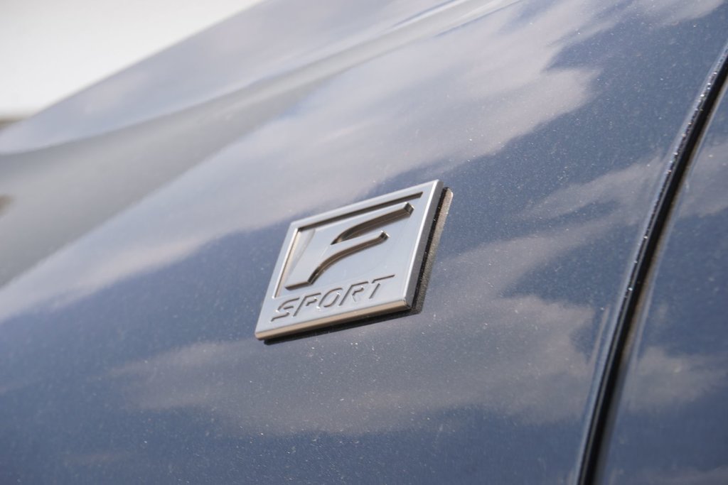 2025 Lexus ES 350 F SPORT DESIGN in Ajax, Ontario at Lexus of Lakeridge - 19 - w1024h768px