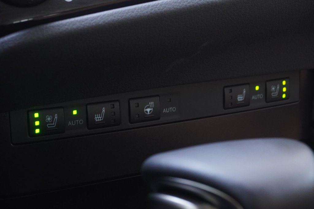 2025 Lexus ES 300h PREMIUM|H/V FRONT SEATS|NAVI|WIRELESS|CARPLAY in Ajax, Ontario at Lakeridge Auto Gallery - 13 - w1024h768px