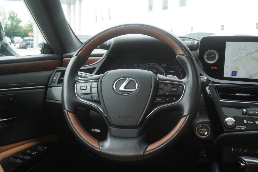 2025 Lexus ES 300h PREMIUM|CARPLAY|BLINDSPOT|H/STEERING|MOONROOF in Ajax, Ontario at Lexus of Lakeridge - 11 - w1024h768px