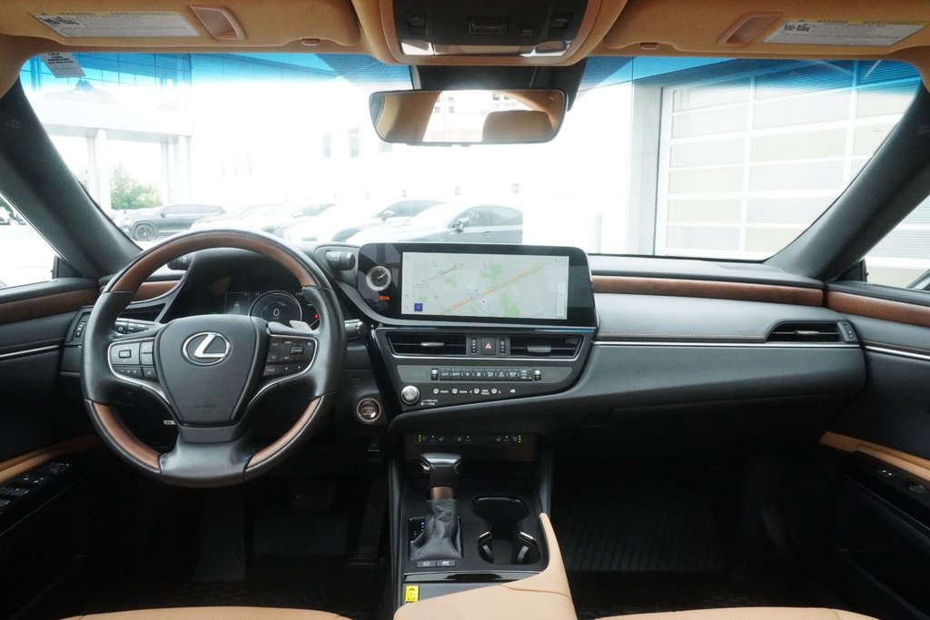 2025 Lexus ES 300h PREMIUM|CARPLAY|BLINDSPOT|H/STEERING|MOONROOF in Ajax, Ontario at Lexus of Lakeridge - 10 - w1024h768px