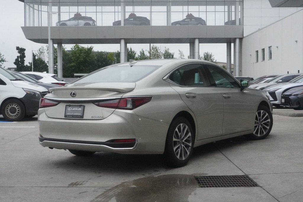 2025 Lexus ES 300h PREMIUM|CARPLAY|BLINDSPOT|H/STEERING|MOONROOF in Ajax, Ontario at Lexus of Lakeridge - 15 - w1024h768px