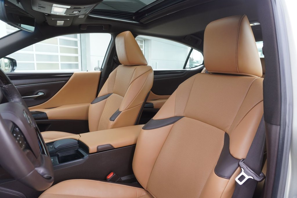 2019 Lexus ES 350 PREMIUM|MOONROOF|H/V FRONT SEATS|CARPLAY in Ajax, Ontario at Lexus of Lakeridge - 9 - w1024h768px
