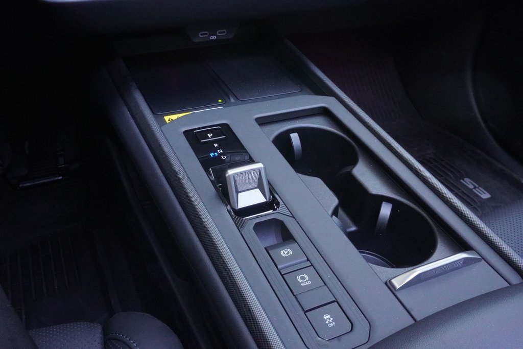 2026 Lexus ES 350e PREMIUM|WIRELESS|CARPLAY|MOONROOF|DASH CAM in Ajax, Ontario at Lexus of Lakeridge - 8 - w1024h768px