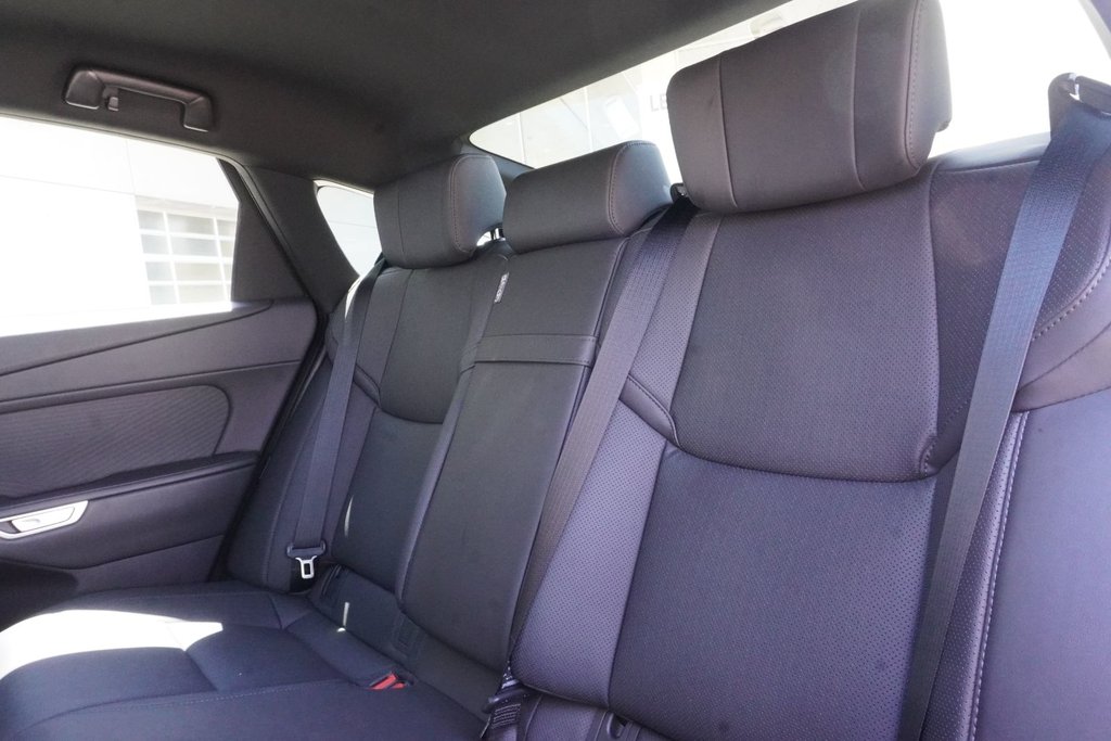 2026 Lexus ES 350e PREMIUM|WIRELESS|CARPLAY|MOONROOF|DASH CAM in Ajax, Ontario at Lexus of Lakeridge - 13 - w1024h768px