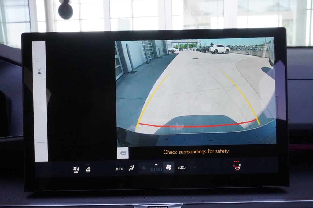 2026 Lexus ES 350e PREMIUM|WIRELESS|CARPLAY|MOONROOF|DASH CAM in Ajax, Ontario at Lexus of Lakeridge - 5 - w1024h768px