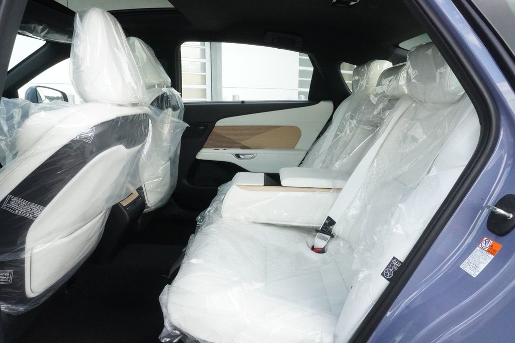 2026 Lexus ES 500e AWD LUXURY+|SELF PARK|360 CAM|MARK LEVINSON in Ajax, Ontario at Lexus of Lakeridge - 10 - w1024h768px