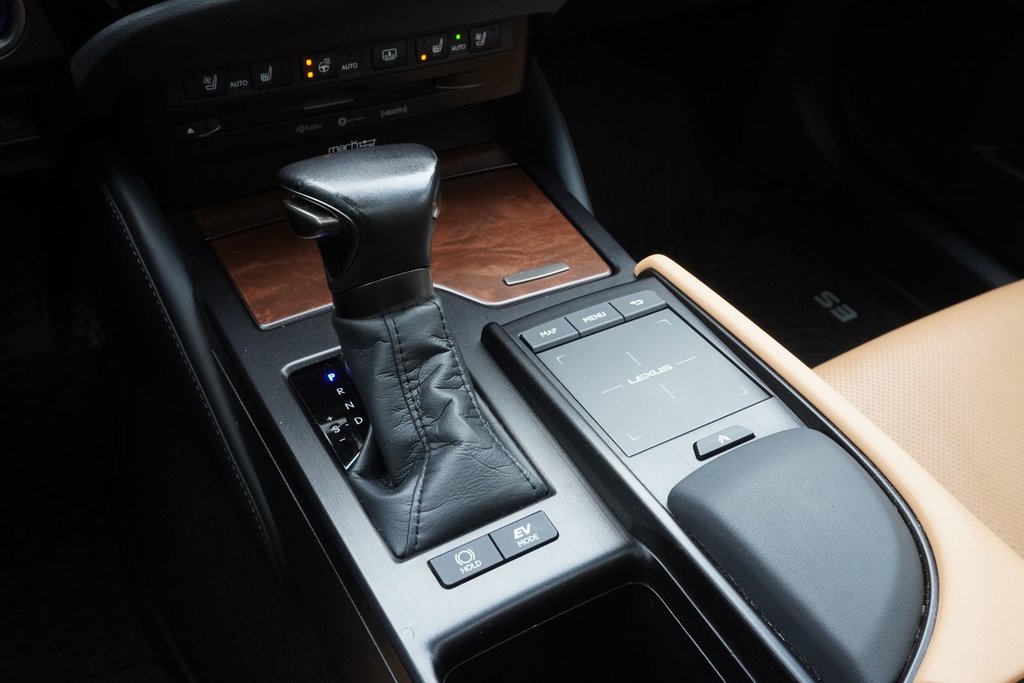 2022 Lexus ES 300h ULTRA LUXURY|M/LEVINSON|HUD|NAVI|360 CAM|BSM in Ajax, Ontario at Lexus of Lakeridge - 7 - w1024h768px