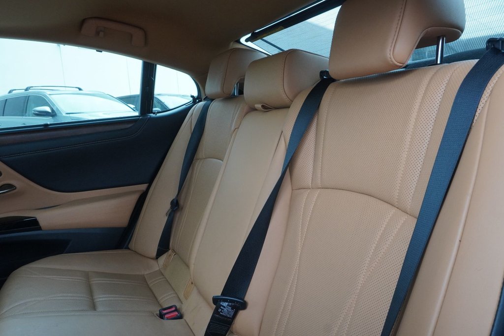 2022 Lexus ES 300h ULTRA LUXURY|M/LEVINSON|HUD|NAVI|360 CAM|BSM in Ajax, Ontario at Lexus of Lakeridge - 12 - w1024h768px