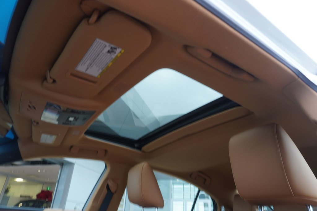 2025 Lexus ES 300h LUXURY|WIRELESS|CARPLAY|H/V FRONT SEATS|MOONROOF in Ajax, Ontario at Lexus of Lakeridge - 9 - w1024h768px