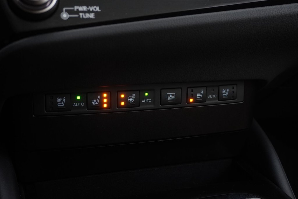 2025 Lexus ES 300h LUXURY|WIRELESS|CARPLAY|H/V FRONT SEATS|MOONROOF in Ajax, Ontario at Lexus of Lakeridge - 6 - w1024h768px