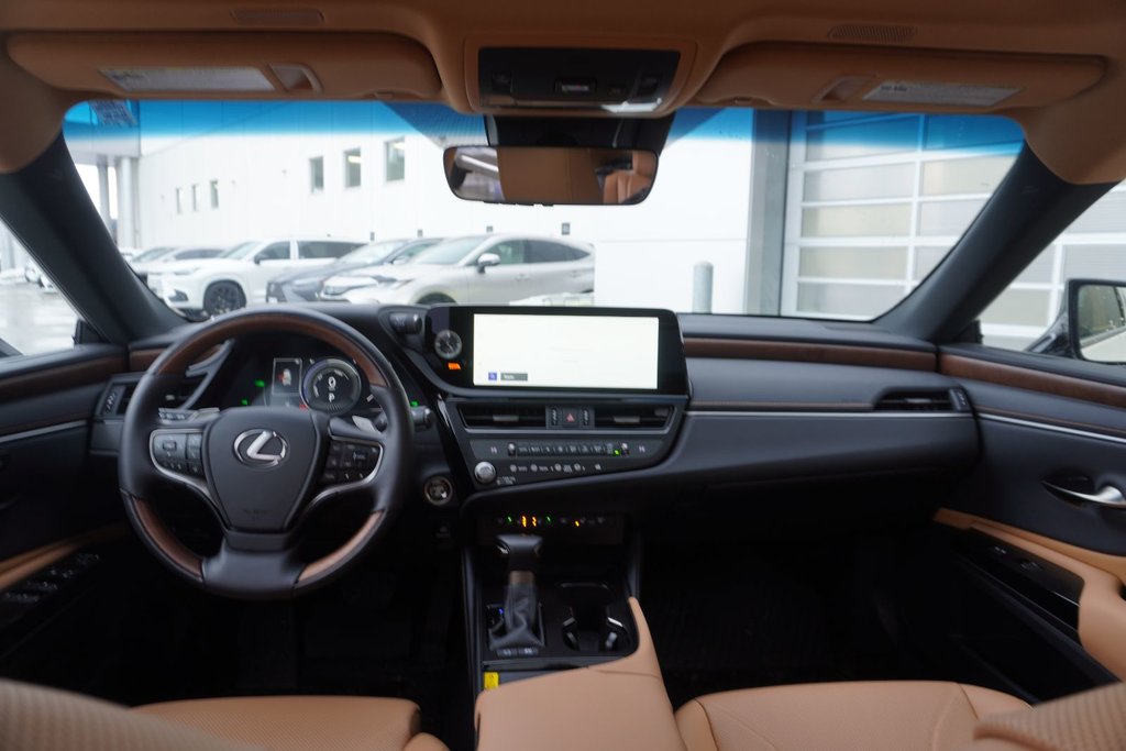2025 Lexus ES 300h LUXURY|WIRELESS|CARPLAY|H/V FRONT SEATS|MOONROOF in Ajax, Ontario at Lexus of Lakeridge - 13 - w1024h768px