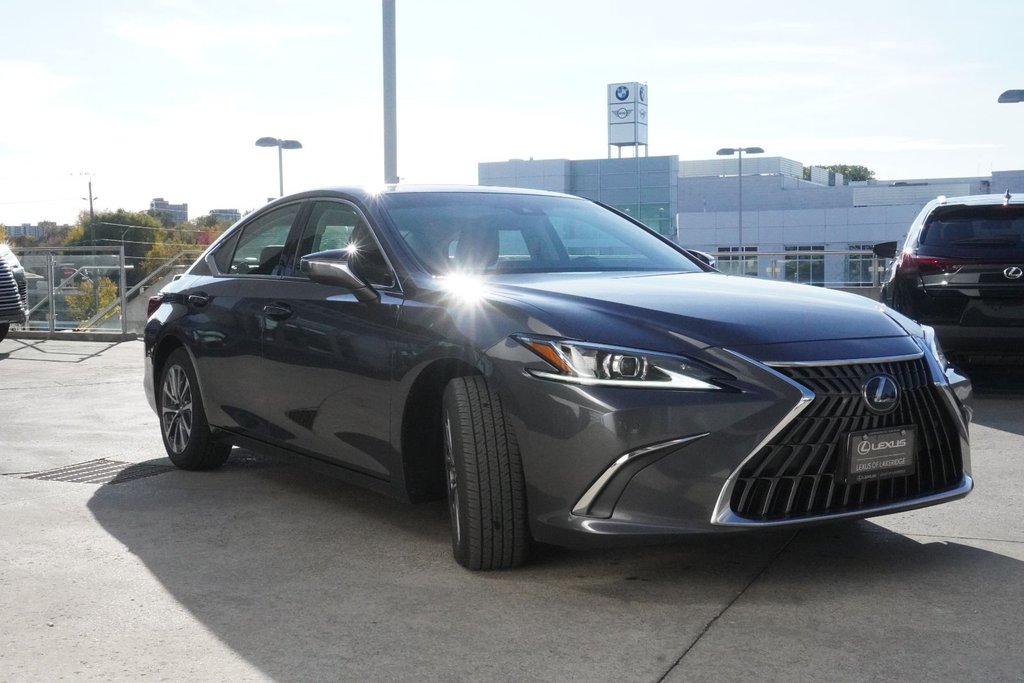 2025 Lexus ES 300h PREMIUM|CARPLAY|BLINDSPOT|H/STEERING|MOONROOF in Ajax, Ontario at Lexus of Lakeridge - 14 - w1024h768px