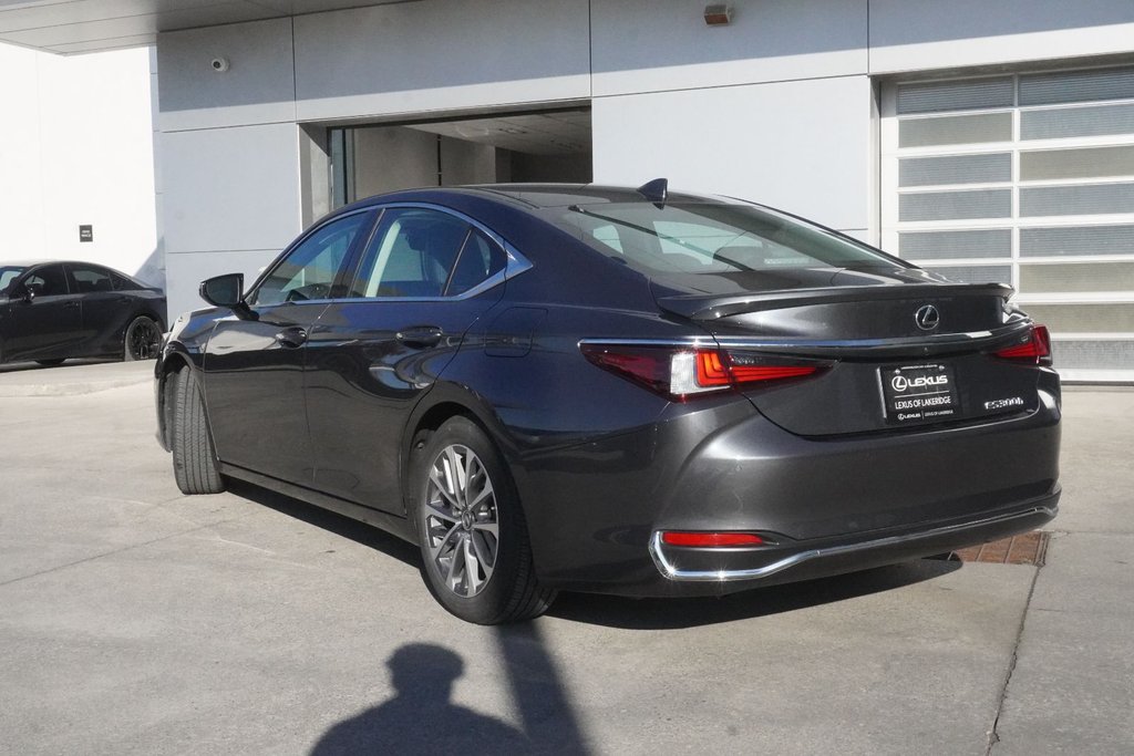 2025 Lexus ES 300h PREMIUM|CARPLAY|BLINDSPOT|H/STEERING|MOONROOF in Ajax, Ontario at Lexus of Lakeridge - 16 - w1024h768px