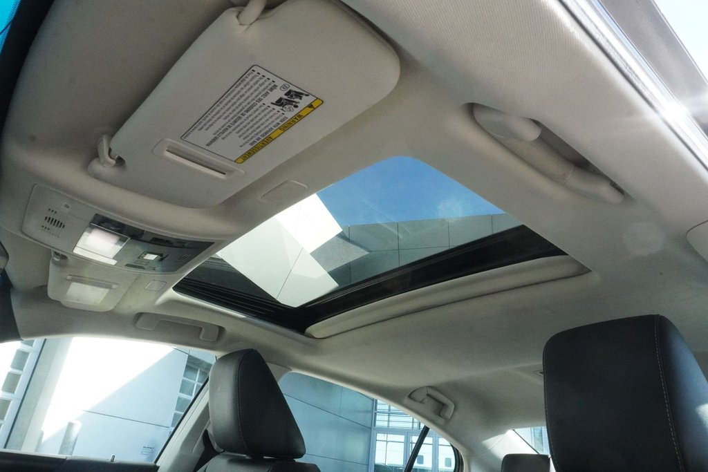 2025 Lexus ES 300h PREMIUM|CARPLAY|BLINDSPOT|H/STEERING|MOONROOF in Ajax, Ontario at Lexus of Lakeridge - 7 - w1024h768px