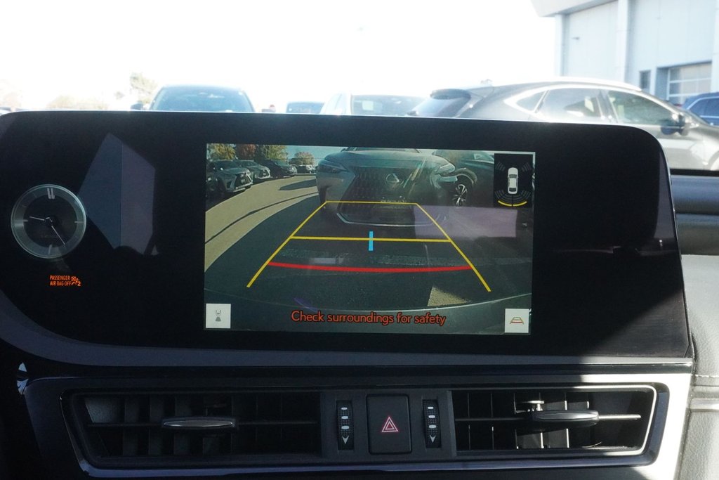 2025 Lexus ES 300h PREMIUM|CARPLAY|BLINDSPOT|H/STEERING|MOONROOF in Ajax, Ontario at Lexus of Lakeridge - 4 - w1024h768px