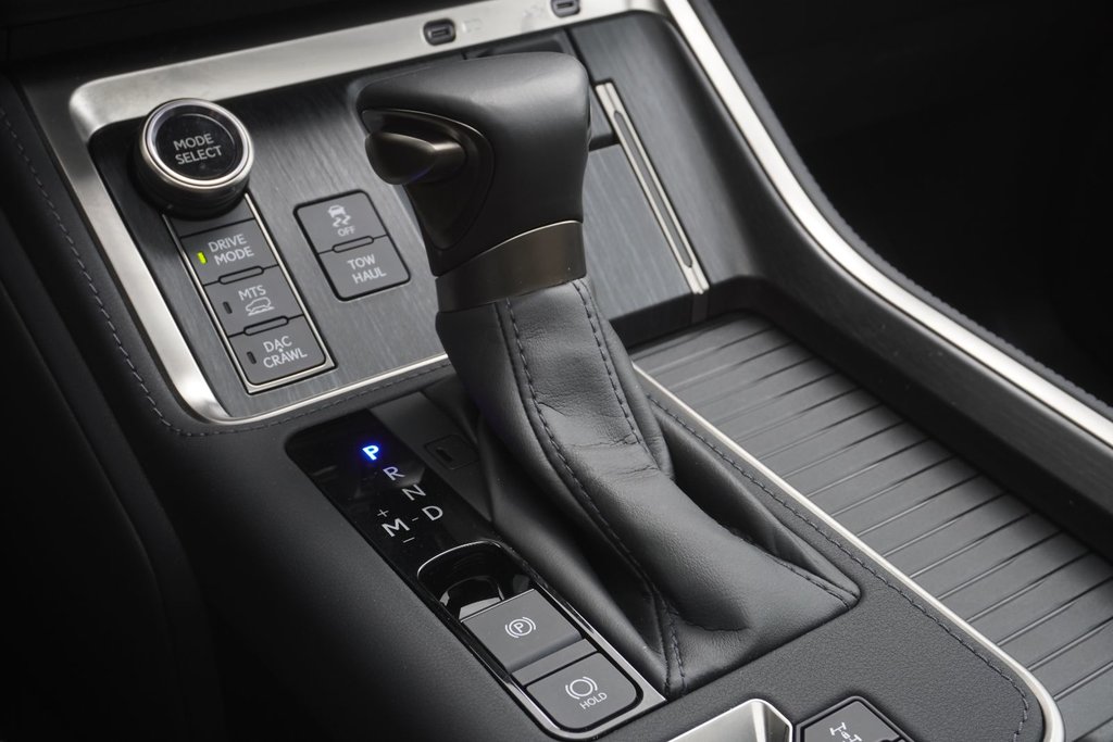 2024 Lexus GX 550 OVERTAIL+|M/LEVINSON|HUD|NAVI|360 CAM|COOL BOX in Ajax, Ontario at Lexus of Lakeridge - 12 - w1024h768px
