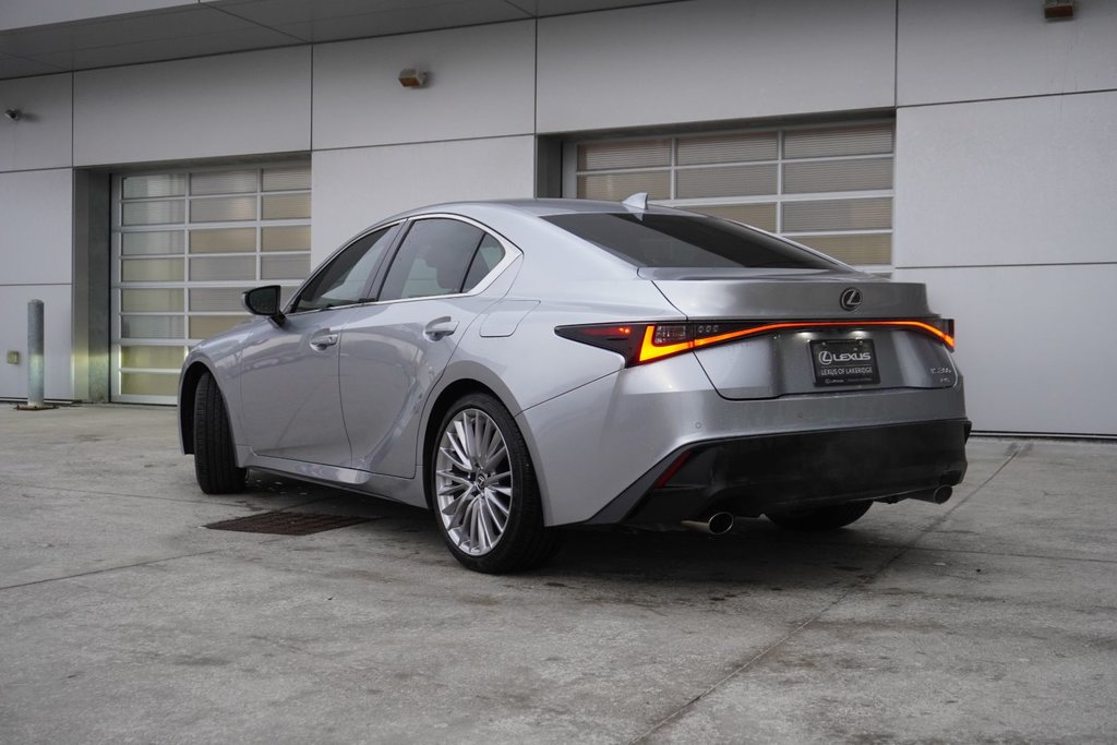 2021 Lexus IS 300 AWD LUXURY|10.3DISPLAY|MOONROOF|NAVI|BLINDSPOT in Ajax, Ontario at Lakeridge Auto Gallery - 20 - w1024h768px