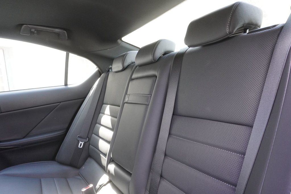 2024 Lexus IS 300 AWD F SPORT 2|NAVI|LFA CLUSTER|H/C FRONT SEATS in Ajax, Ontario at Lexus of Lakeridge - 10 - w1024h768px