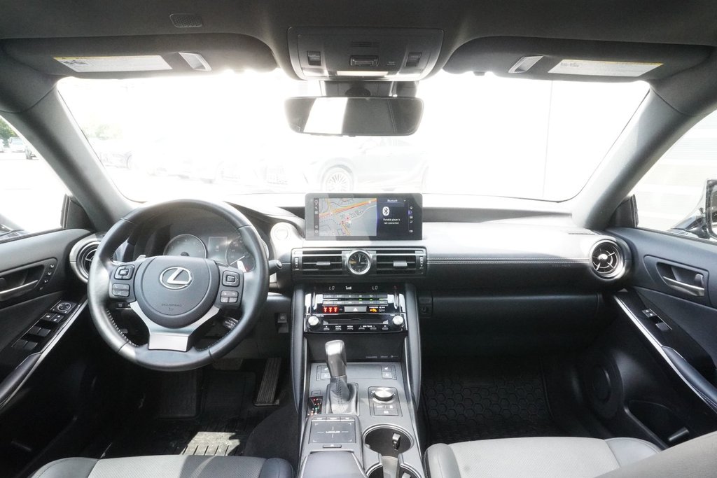 2024 Lexus IS 300 AWD LUXURY|H/V FRONT SEATS|MOONROOF|CARPLAY in Ajax, Ontario at Lexus of Lakeridge - 10 - w1024h768px