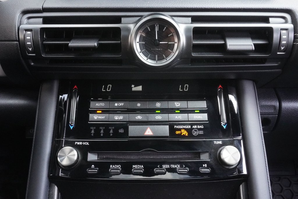 2024 Lexus IS 300 AWD LUXURY|H/V FRONT SEATS|MOONROOF|CARPLAY in Ajax, Ontario at Lexus of Lakeridge - 5 - w1024h768px