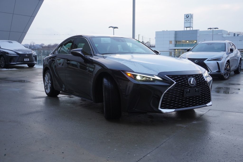 2025 Lexus IS 300 AWD in Ajax, Ontario at Lakeridge Auto Gallery - 20 - w1024h768px