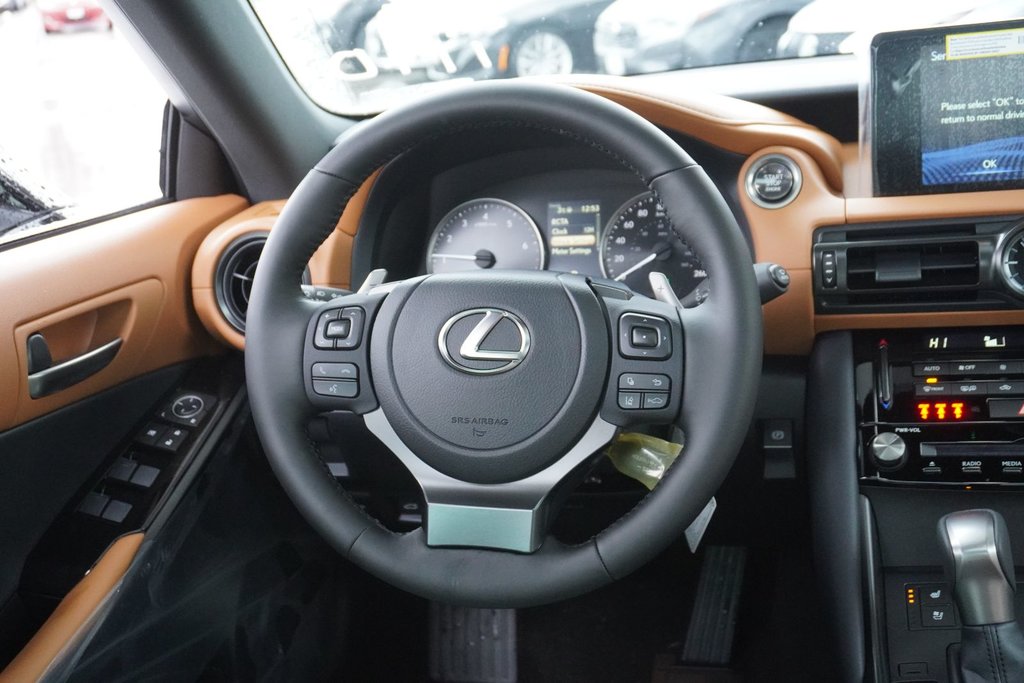 2025 Lexus IS 300 AWD in Ajax, Ontario at Lexus of Lakeridge - 18 - w1024h768px