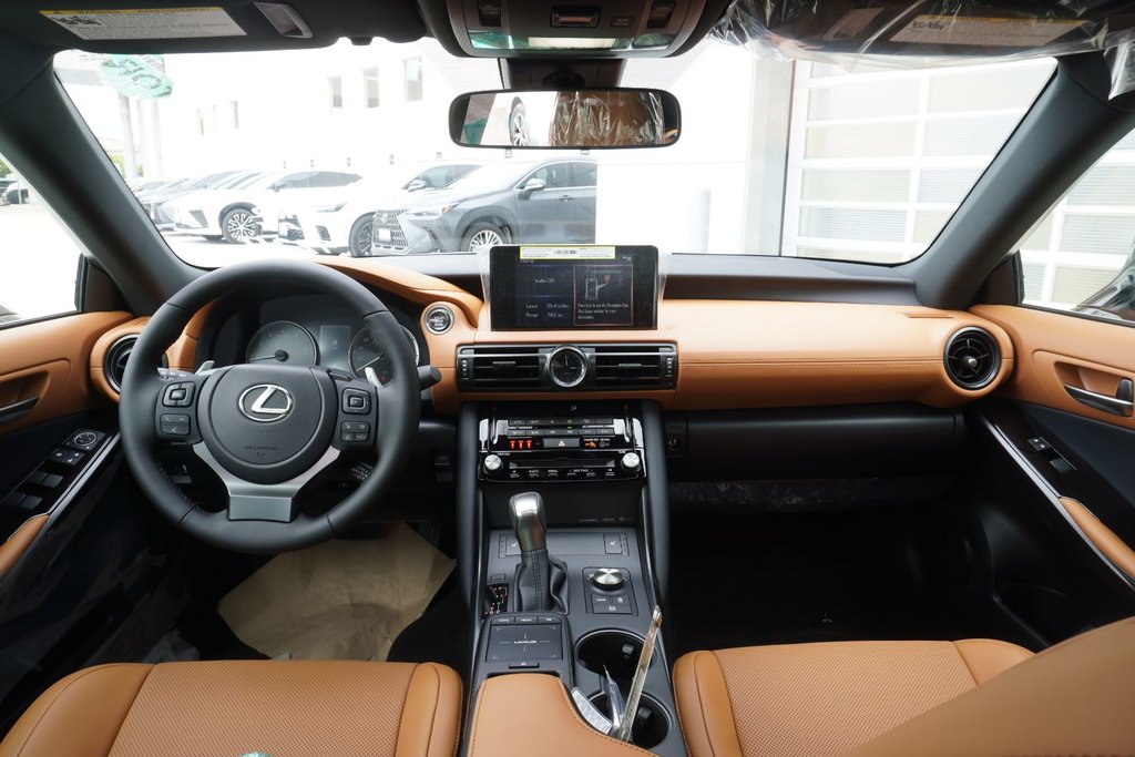 2025 Lexus IS 300 AWD F SPORT DESIGN in Ajax, Ontario at Lakeridge Auto Gallery - 16 - w1024h768px