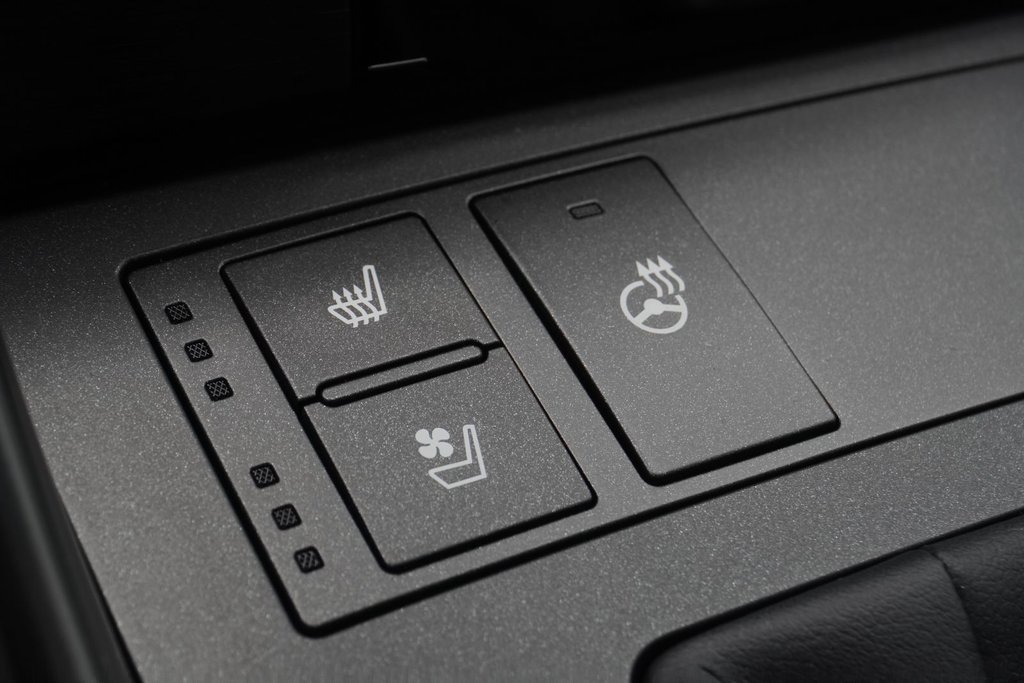 2025 Lexus IS 350 AWD F SPORT 3|NAVI|360 CAM|M/LEVINSON|S/S+ in Ajax, Ontario at Lexus of Lakeridge - 9 - w1024h768px