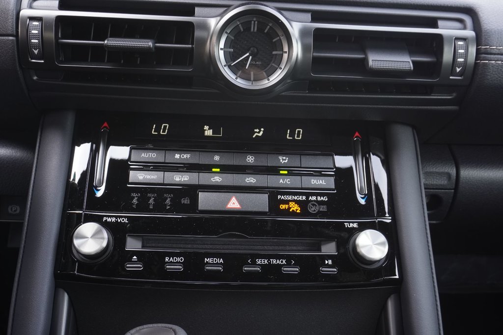 2025 Lexus IS 350 AWD F SPORT 2 in Ajax, Ontario at Lexus of Lakeridge - 9 - w1024h768px