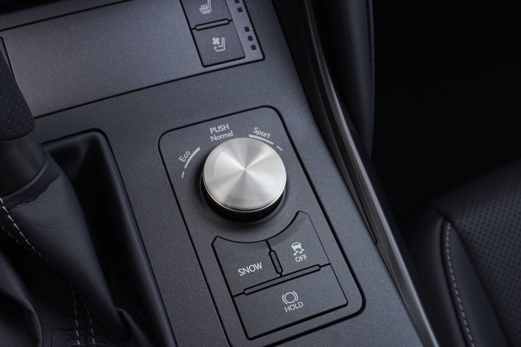 2025 Lexus IS 350 AWD F SPORT 2 in Ajax, Ontario at Lexus of Lakeridge - 14 - w1024h768px