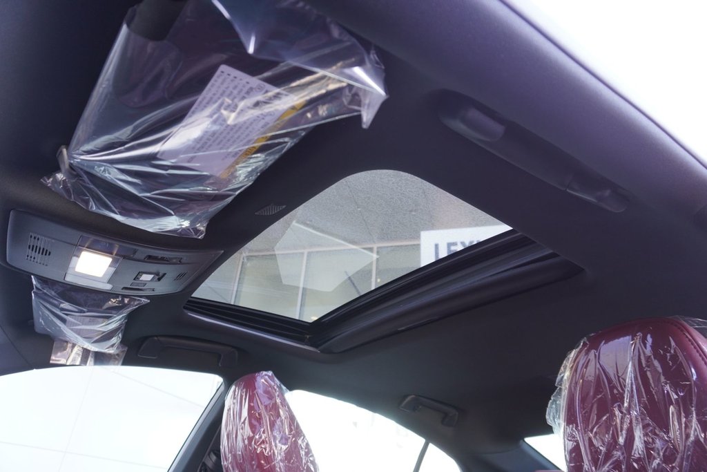 2025 Lexus IS 300 AWD ULTRA LUXURY in Ajax, Ontario at Lexus of Lakeridge - 13 - w1024h768px