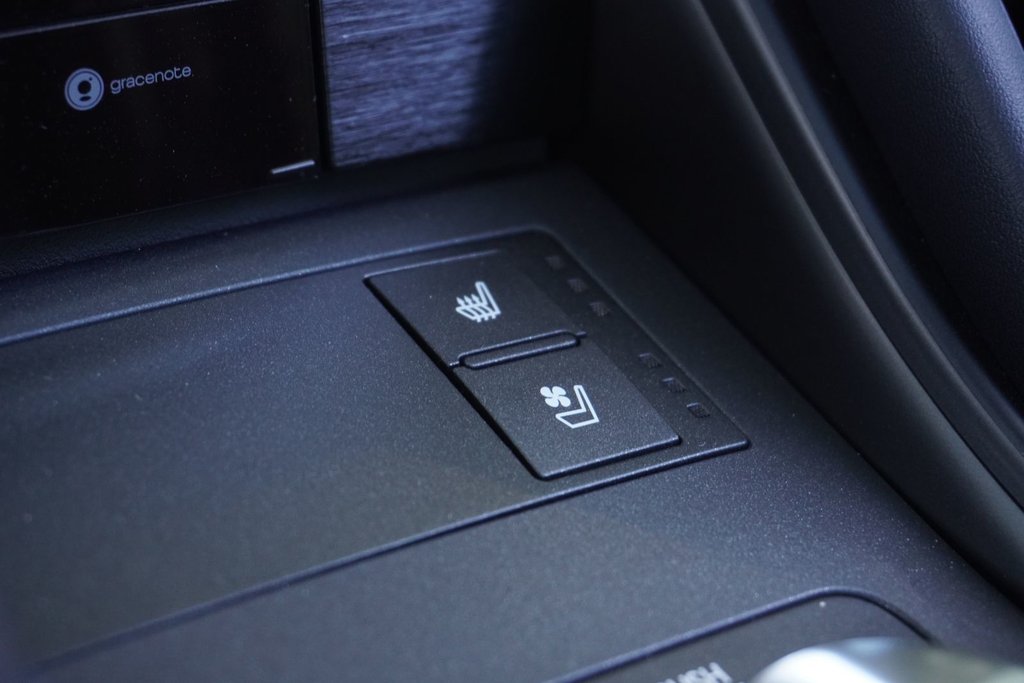 2025 Lexus IS 300 AWD ULTRA LUXURY in Ajax, Ontario at Lexus of Lakeridge - 10 - w1024h768px