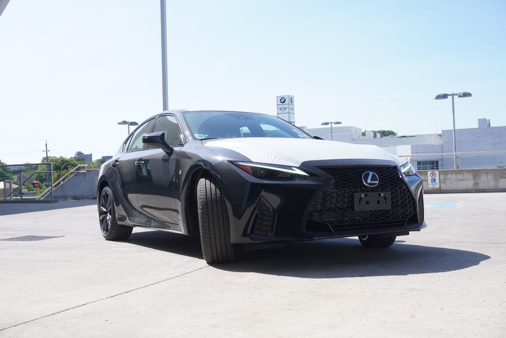 2025 Lexus IS 300 AWD F SPORT 2 in Ajax, Ontario at Lexus of Lakeridge - 17 - w1024h768px