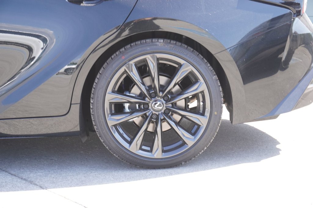 2025 Lexus IS 300 AWD F SPORT 2 in Ajax, Ontario at Lexus of Lakeridge - 15 - w1024h768px