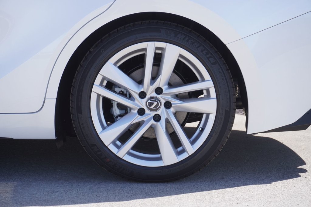 2025 Lexus IS 300 AWD PREMIUM in Ajax, Ontario at Lexus of Lakeridge - 16 - w1024h768px