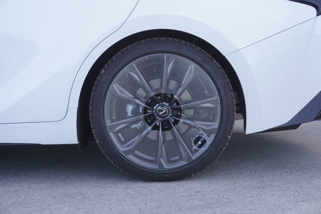 2025 Lexus IS 300 AWD F SPORT 2 in Ajax, Ontario at Lexus of Lakeridge - 19 - w1024h768px