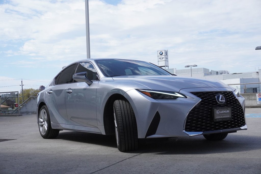 2025 Lexus IS 300 AWD PREMIUM|SUNROOF|H/V FRONT SEATS|H/STEERING in Ajax, Ontario at Lexus of Lakeridge - 14 - w1024h768px