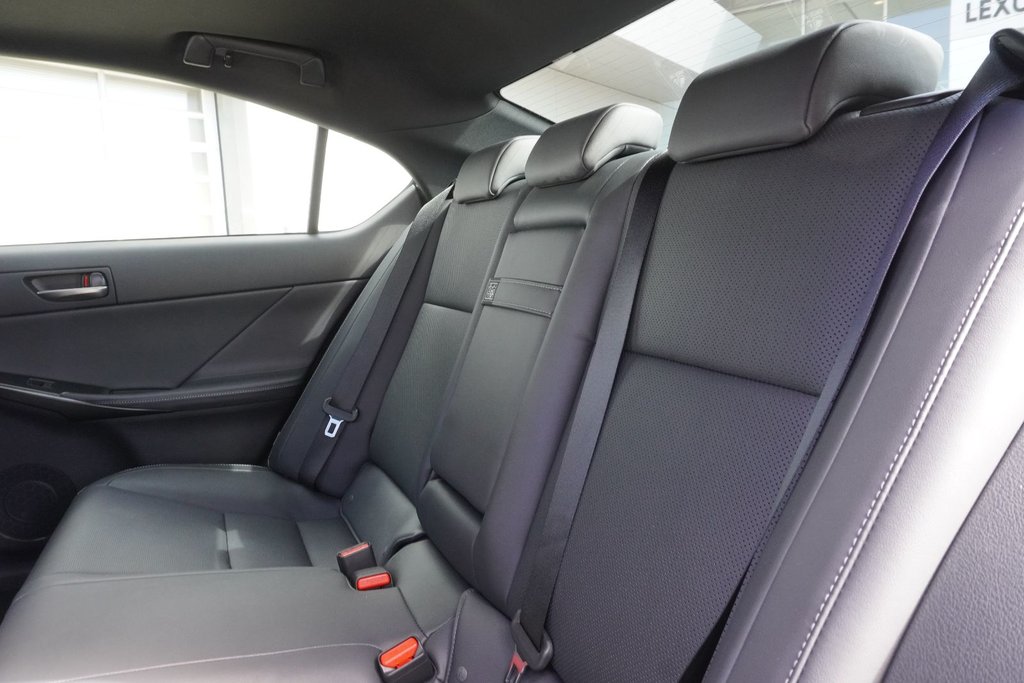 2026 Lexus IS 350 AWD FSPORT DESIGN|WIRELESS|MOONROOF|H/STEERING in Ajax, Ontario at Lexus of Lakeridge - 9 - w1024h768px